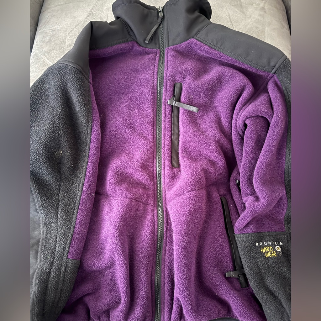Mountain Hardware Fleece Jacket With Hemmed Sleeves